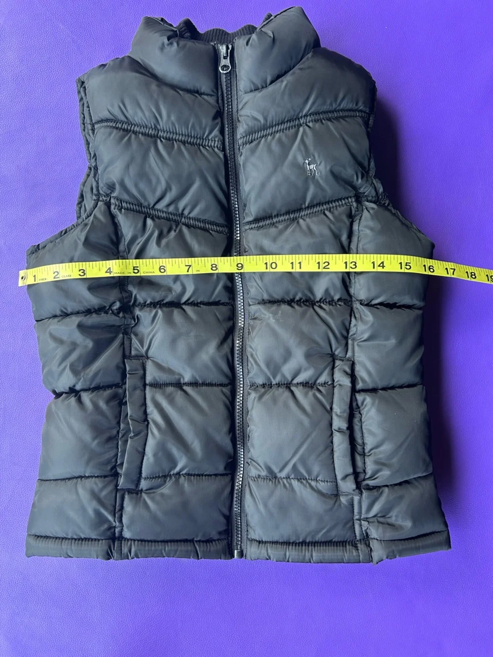 Old Navy Girls Black Puffer Vest